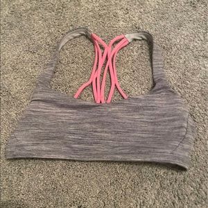 lululemon sports bra size 4
